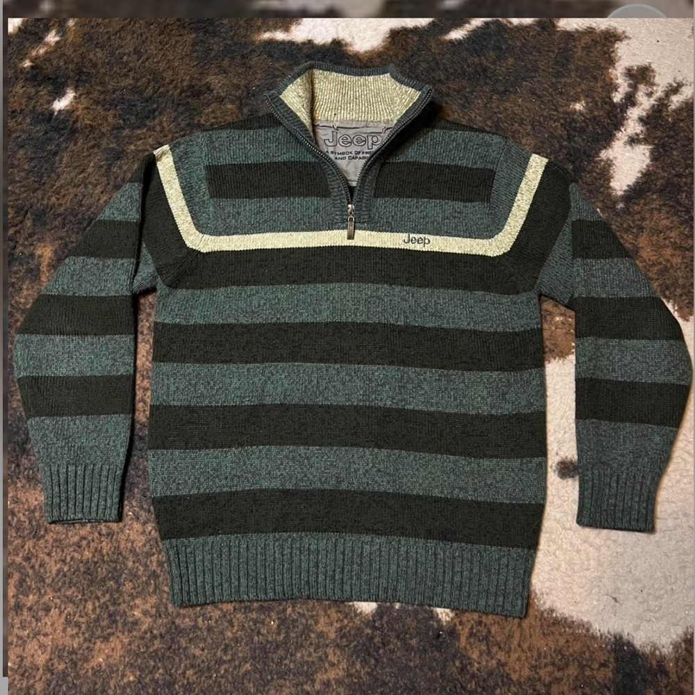 Jeep Green Zip Up Sweater with Ribbed Cuffs